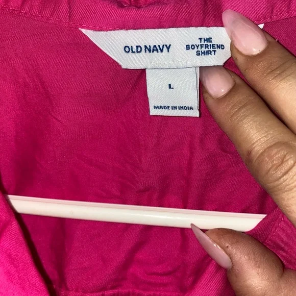 Woman’s pink button down - Picture 3 of 4